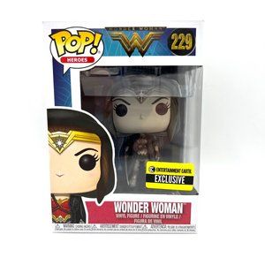 Funko POP! Wonder Woman Movie Cloak #229 Heroes DC Comics  Exclusive